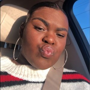 Meet your Posher, Kennadi